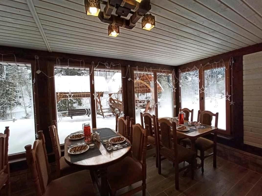 Lodge Zatishok Bilya Richky *