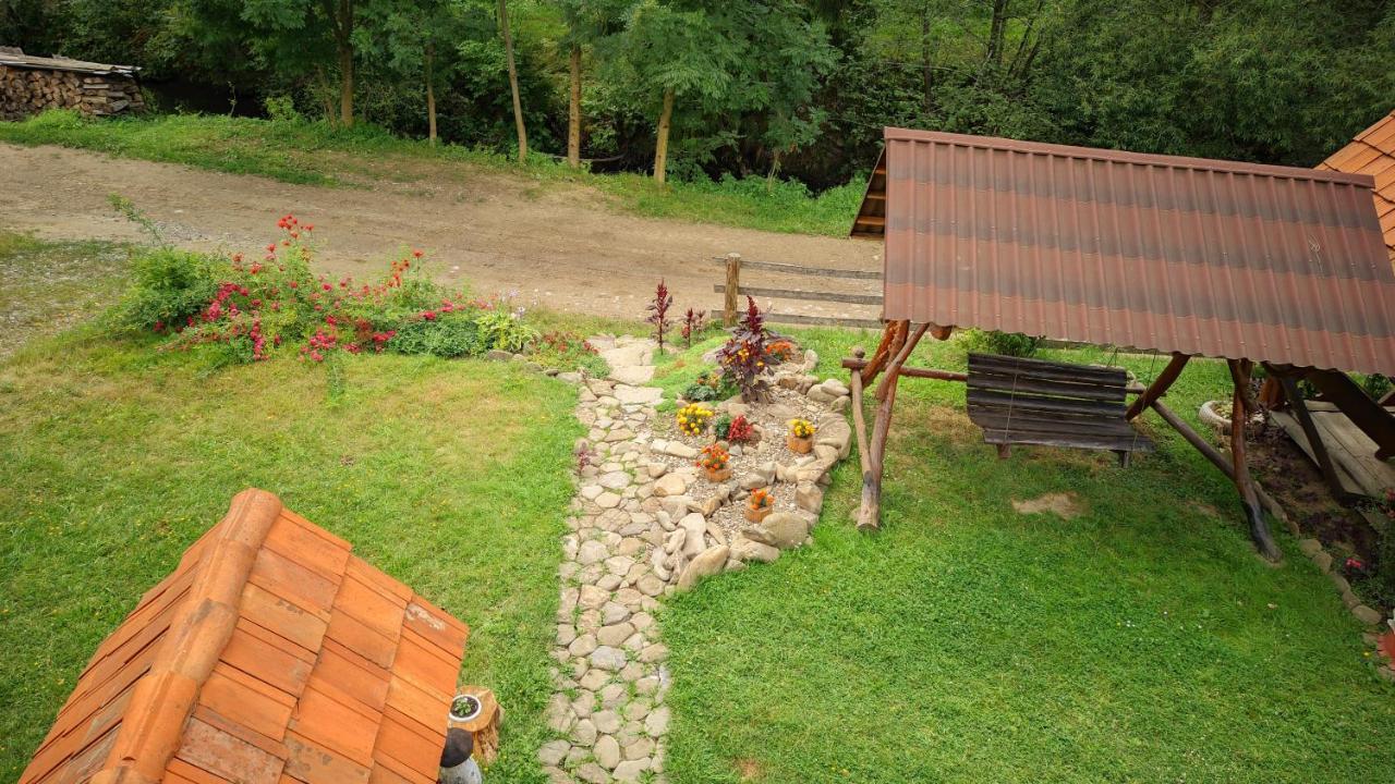 Lodge Zatishok Bilya Richky Pilipets