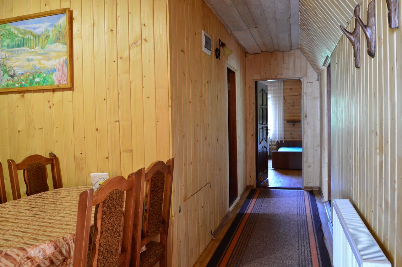 Zatishok Bilya Richky Lodge