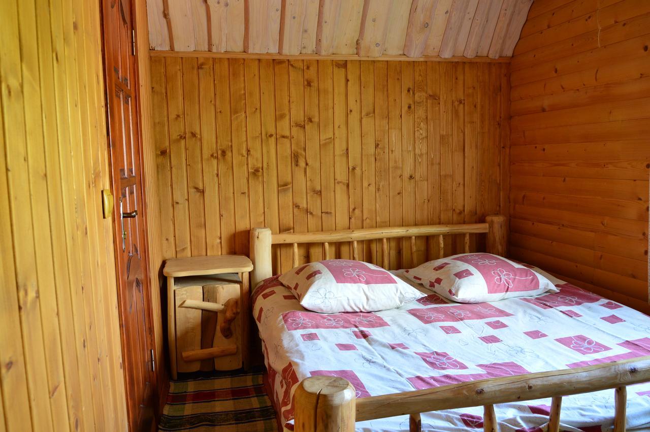 Zatishok Bilya Richky Lodge